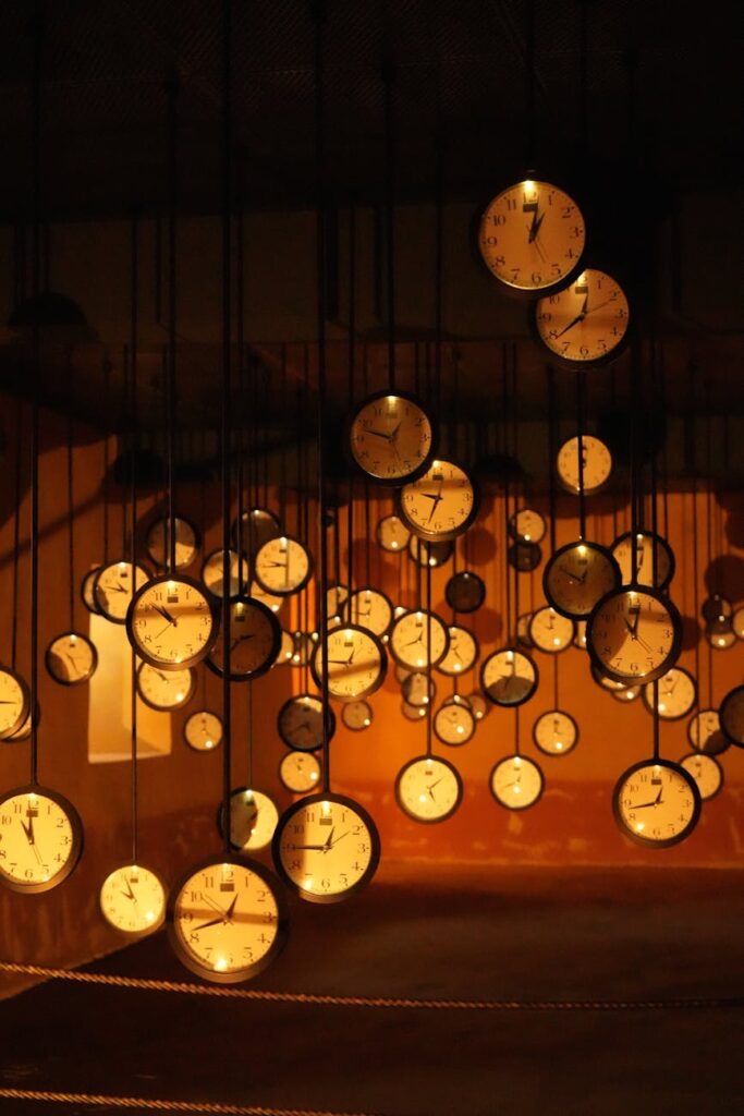 Art installation of many vintage (Incomplete: max_output_tokens)